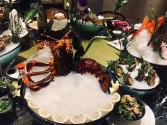 -半岛翡丽海鲜自助餐厅(观风亭店)