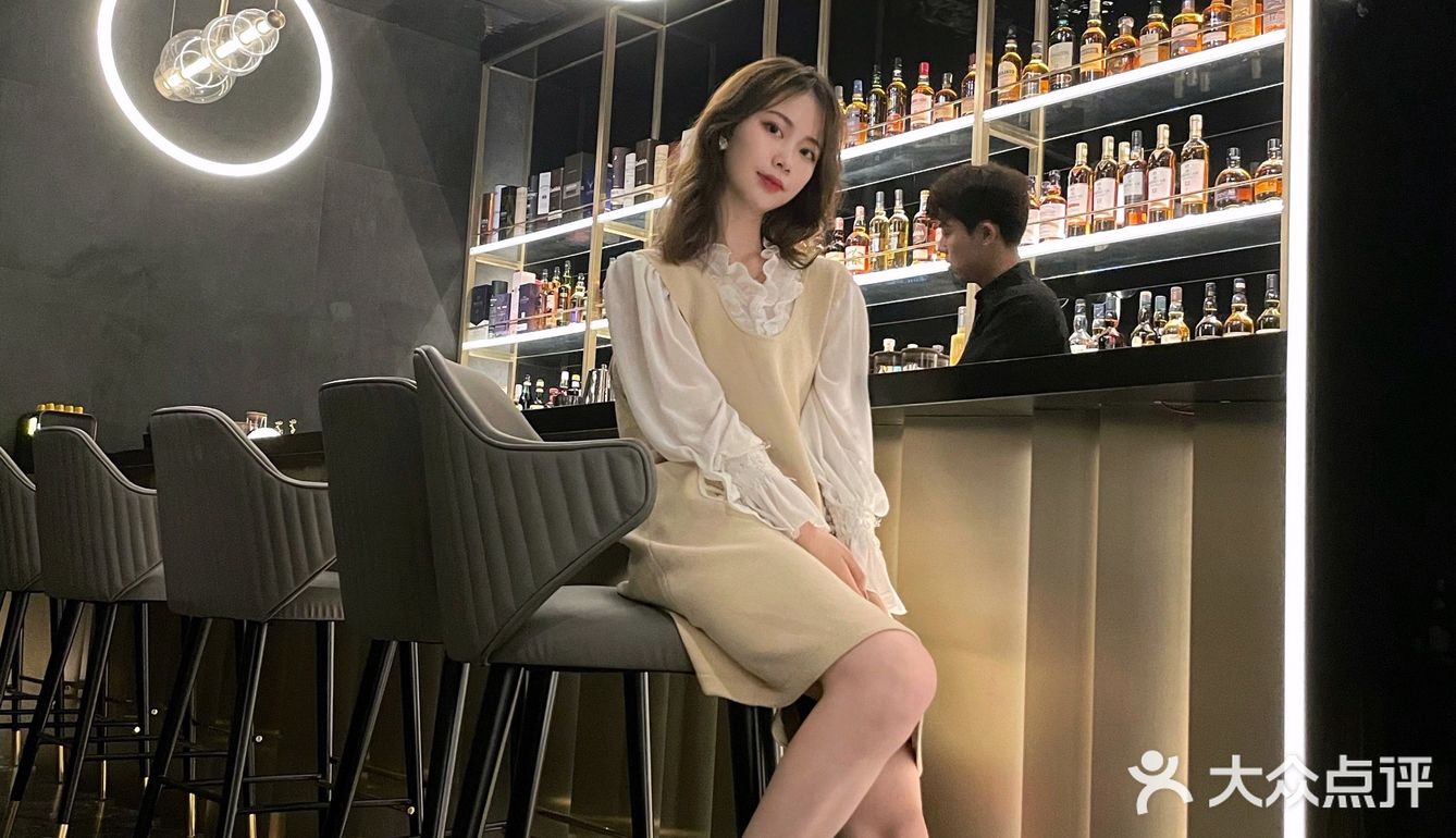 魔都新店｜小众又高级的氛围感whisky吧🥂慵懒入夜