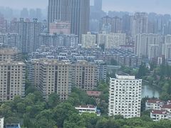 -上海龙之梦万丽酒店