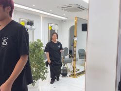 -阿三造型烫染•接发