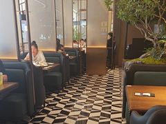 -新白鹿餐厅(滨江银泰店)