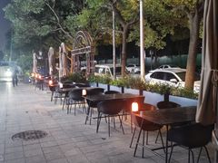 -麦凯伦烧烤·精酿超级工厂店(金桥总店)