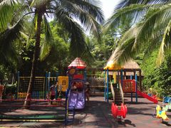 -三亚湾海居铂尔曼度假酒店