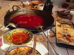 -旧街市鲜货老火锅(大光路店)