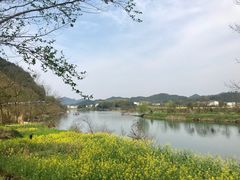 -婺源月亮湾