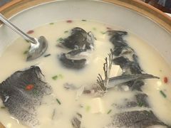 -浔味·山屿湖·正宗淳牌全鱼宴老字号