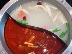 -吴记老锅底麻辣火锅(福州路店)