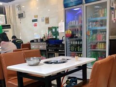 大堂-胡须佬鸡煲四季火锅(龙珠大道店)