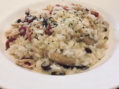 -必胜客(骡马市店)