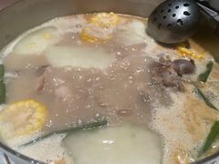 -肥仔文澳门猪骨煲(南京西路店)