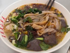 -文山荷鲜居(翠湖店)