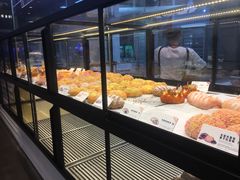 面包甜点陈列柜-喜茶(深圳福田星河COCO Park店)