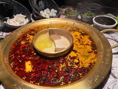 -哥老官重庆美蛙鱼头(松江地中海十八哥店)