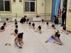 -卡普兰芭蕾舞学校(西固校区)