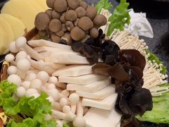 -湊湊火锅·茶憩(打浦桥日月光店)