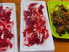 -养牛邓·潮汕牛肉海鲜自助火锅(广州店)