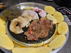 -韩山城石板煎肉店(江景之都店)