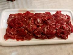 手切鲜肉-常赢三兄弟·清真涮肉·清真炒菜(朝阳新城店)
