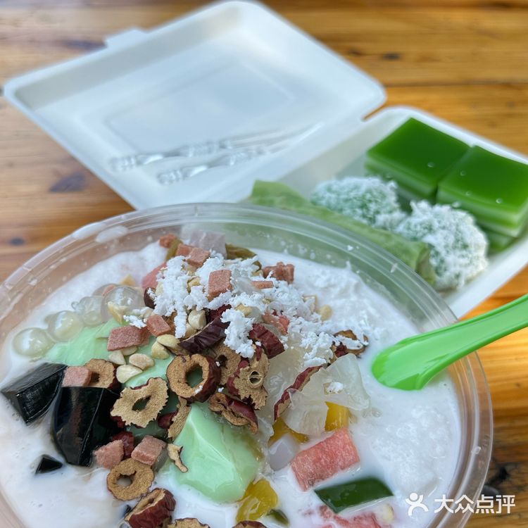 湖南大学生们真会吃啊！跟着吃准没错