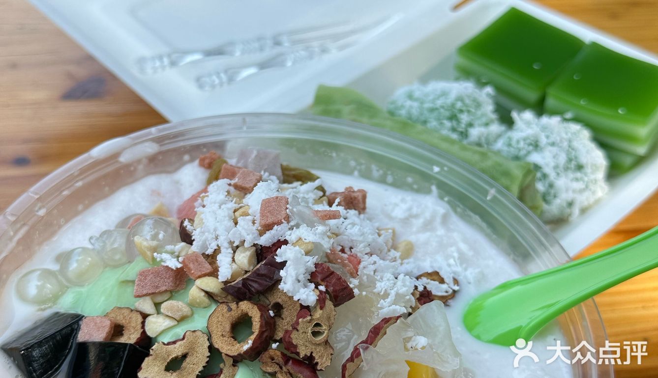 湖南大学生们真会吃啊！跟着吃准没错