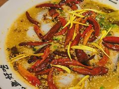 -太二酸菜鱼(武汉光谷保利店)