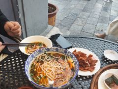 -桥香园云南过桥米线(金马碧鸡店)