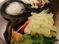 -呷哺呷哺 小火锅 (浦东新欧尚超市店)