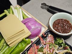 蘸酱菜-红岸碳烤齐齐哈尔原味生态烤肉