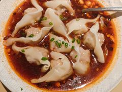 红油抄手-荣家黄鱼面(南京西路店)