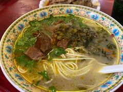 -金杨拉面王小吃面馆·牛三宝面·红烧牛肉粉