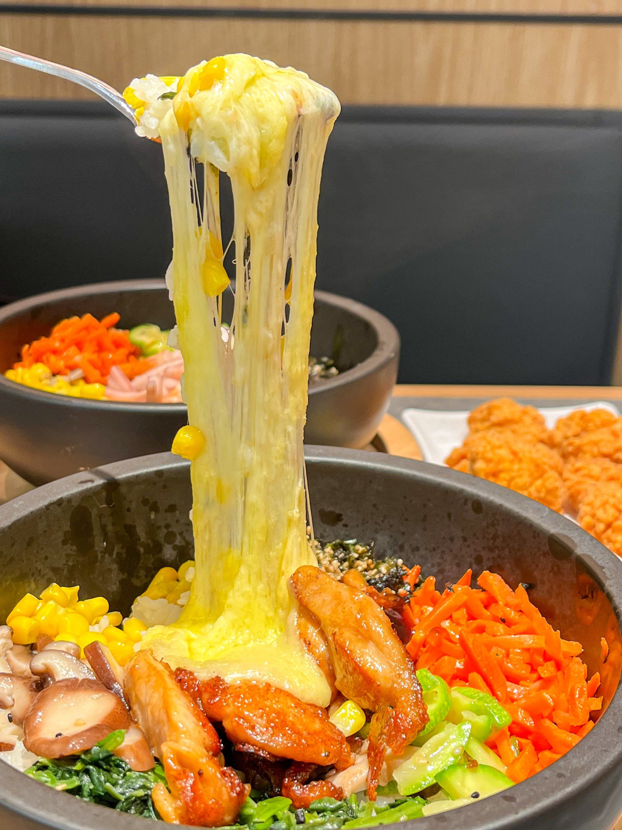 芝士控迷糊了!谁能拒绝拉丝石锅拌饭啊