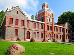 -武汉市第四中学