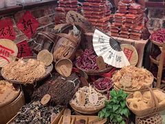 -周小明火锅(黑金冠社区店)