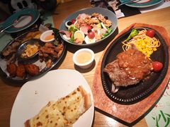 -菲滋意式休闲餐厅(北仑银泰城店)