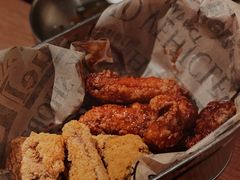 炸鸡双拼-春熙台韩国料理·章鱼肥牛(西丽店)