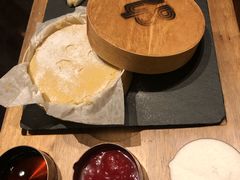 -恰餐厅及酒吧 CHAR Bar & Grill (北京丽都皇冠假日店)
