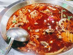 -蛙一刀·麻椒鱼火锅(金仙桥店)