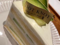 阿鲁斯蜜瓜宝藏-KNOTKNOT珞珞·日式甜品(K11店)