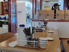 -WOW LUCKY创意韩料(龙阳广场店)
