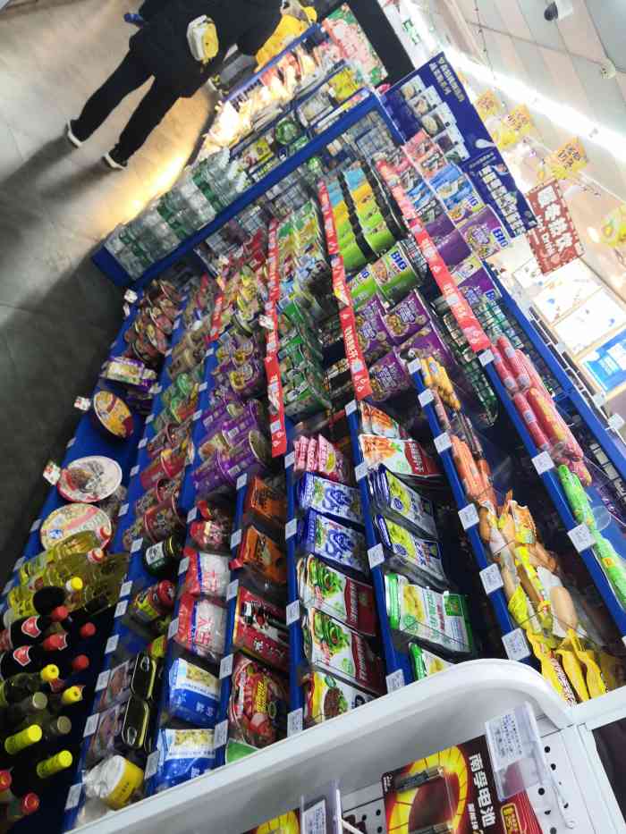 lawson罗森 24小时便利店(五里店店)-"97地址:五里店咨询大厦马路