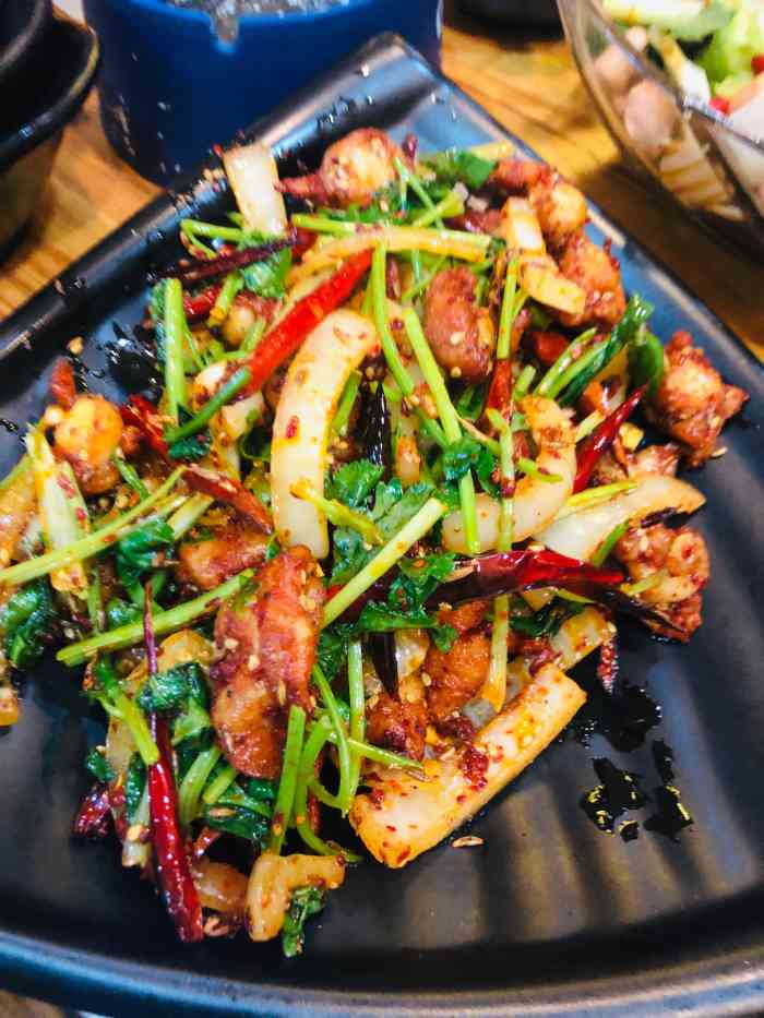 鲜肉牛博士木炭烤肉(总部)-"地点就在地铁一号线于洪广场地铁口附近