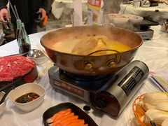 -鲜入围煮花胶鸡海鲜火锅