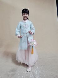 -拾光年华摄影馆(菱角湖公园店)