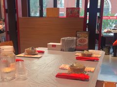 -肥肥虾庄·金牌油焖大虾(杨园滨江时代walk店)