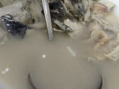 -美渝石锅鱼(礼嘉直营店)