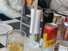 -上海保时捷体验中心