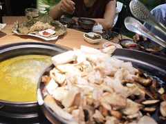 -一朵菌·野生菌探索家火锅(南亚店)
