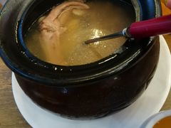 -果城龙凤瓦罐煨汤馆(蓝光店)