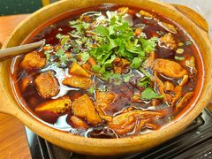 臭豆腐肥肠鸡煲-谢记上海大排档(长寿路店)
