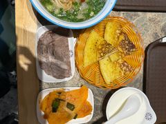-京穆兰兰州牛肉面·清真(中川机场店)